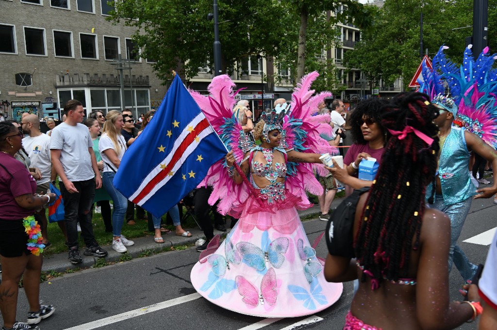 ../Images/Zomercarnaval 2024 201.jpg